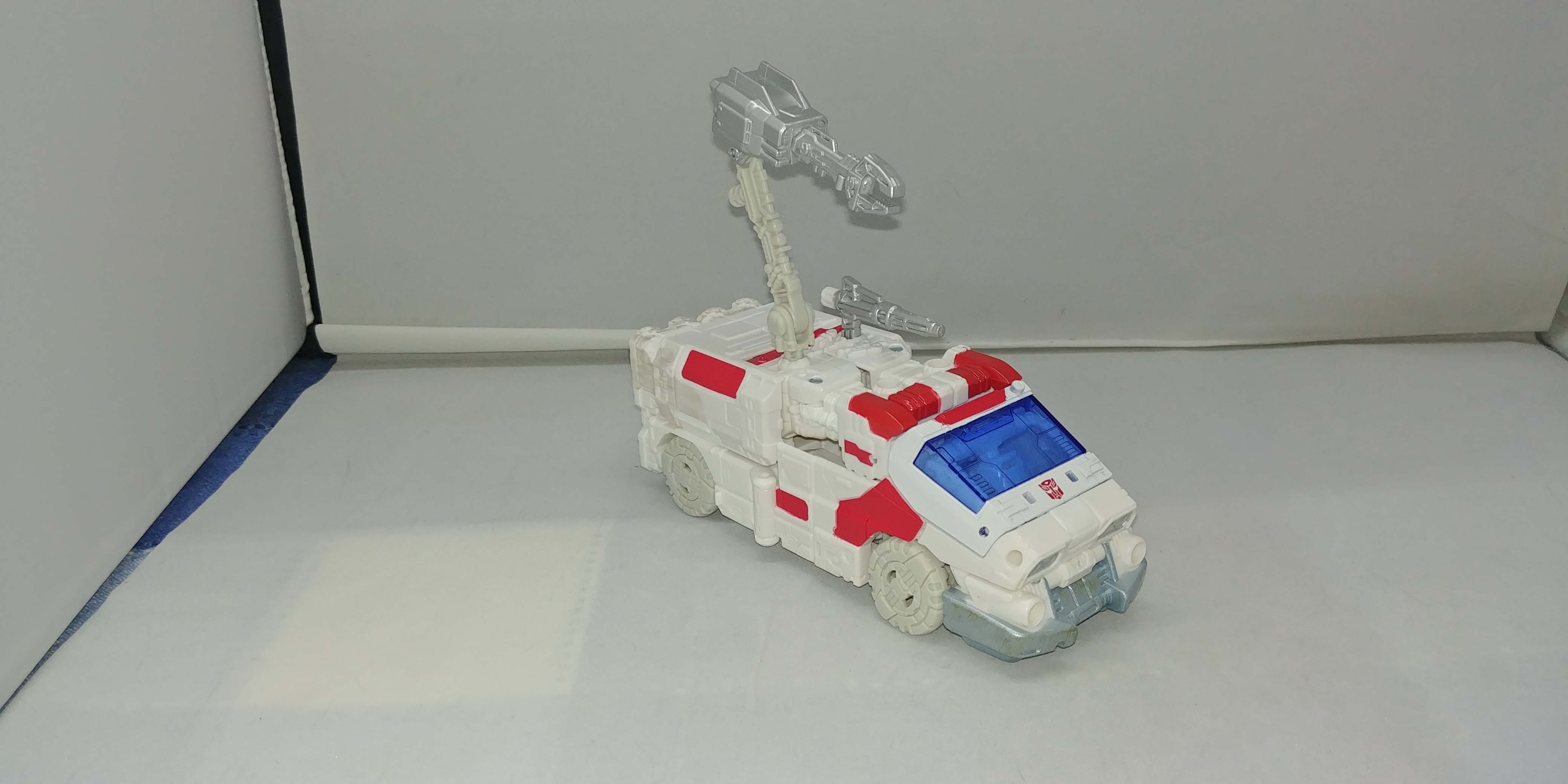 Video Review of Transformers War for Cybertron Siege Ratchet