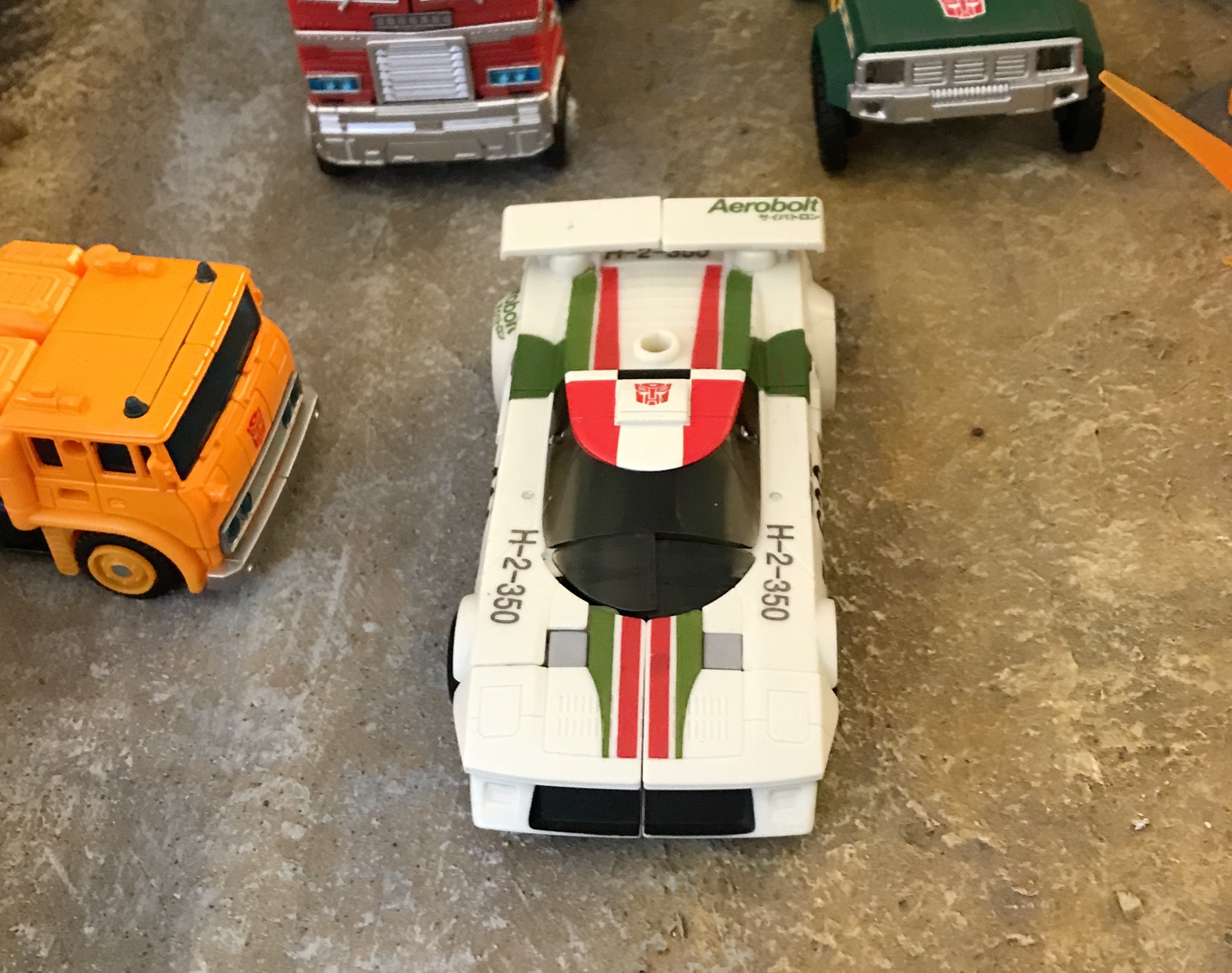 Transformers Earthrise Images with Hoist, Wheeljack, Cliffjumper and More #NYCC2019