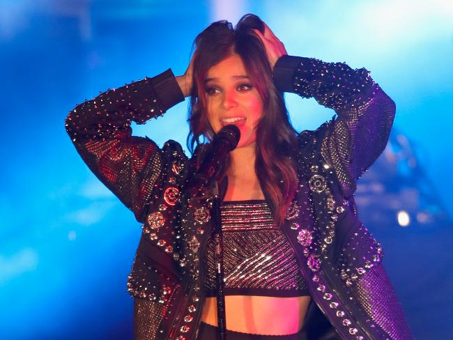 Hailee Steinfeld Now Confirmed to Star in Bumblebee Movie Which Starts Shooting Soon