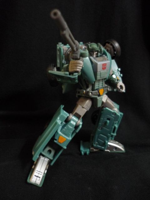 Generations Kup & Scourge now available in Malaysia