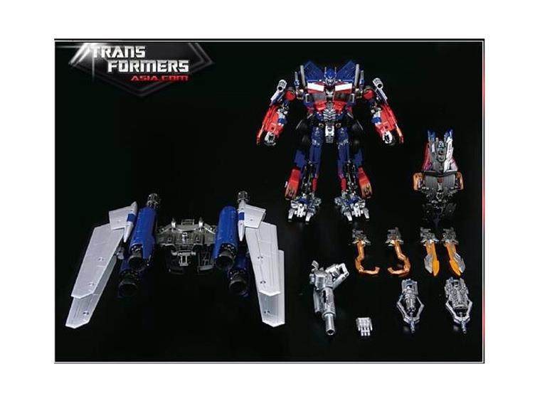 BBTS Sponsor News: Avengers, Sideshow, Transformers, Living Dead Dolls, Megaman, Bettie Page, Funko