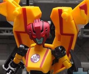 BotCon 2011 Drag Strip In-Hand Images
