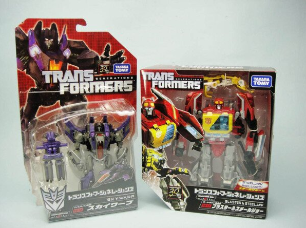 In-Package Image: Takara Tomy Transformers Generations TG-17 Blaster with Steeljaw & TG-18 Skywarp