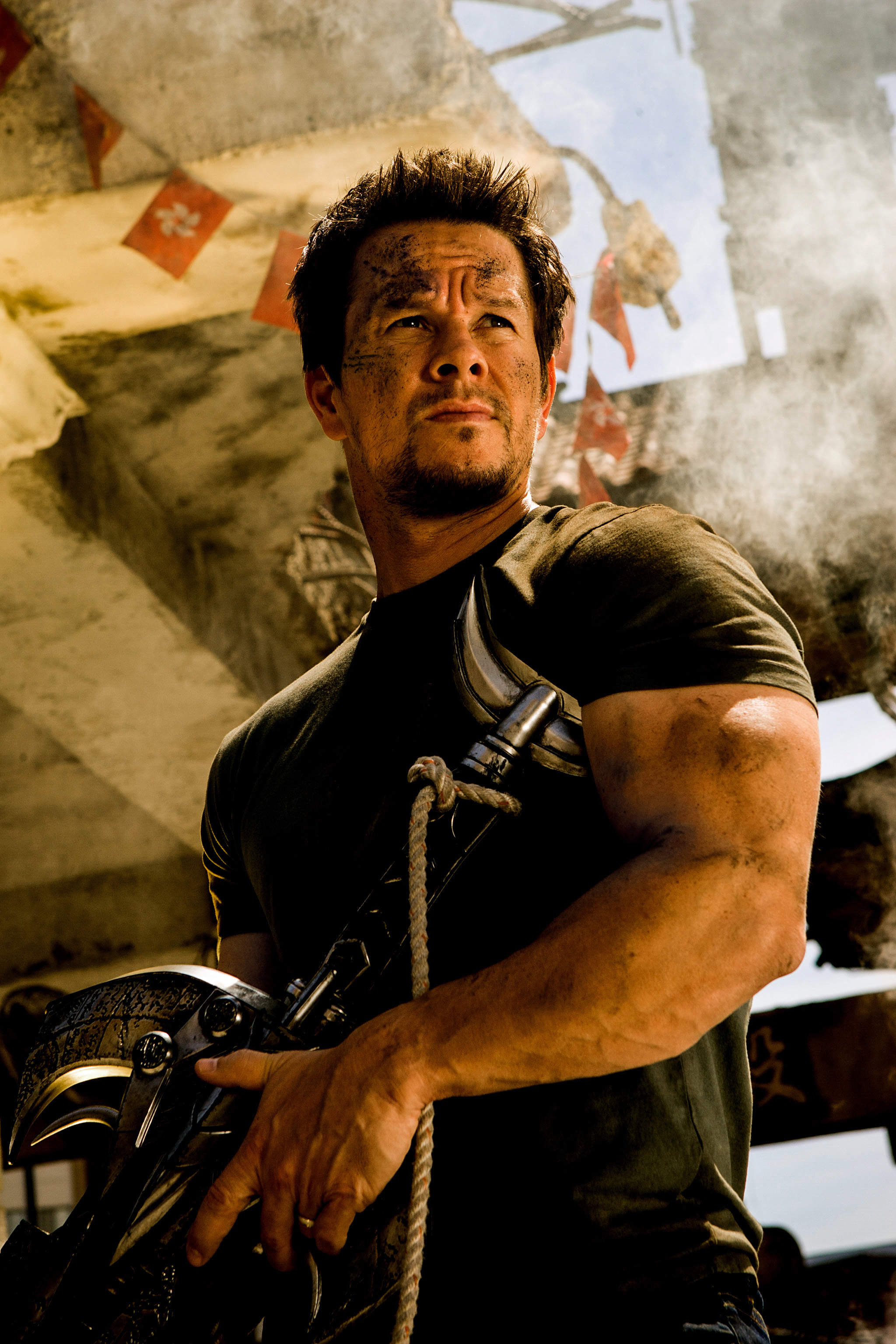 Transformers: Age of Extinction Featurette #1 'Meet Cade'