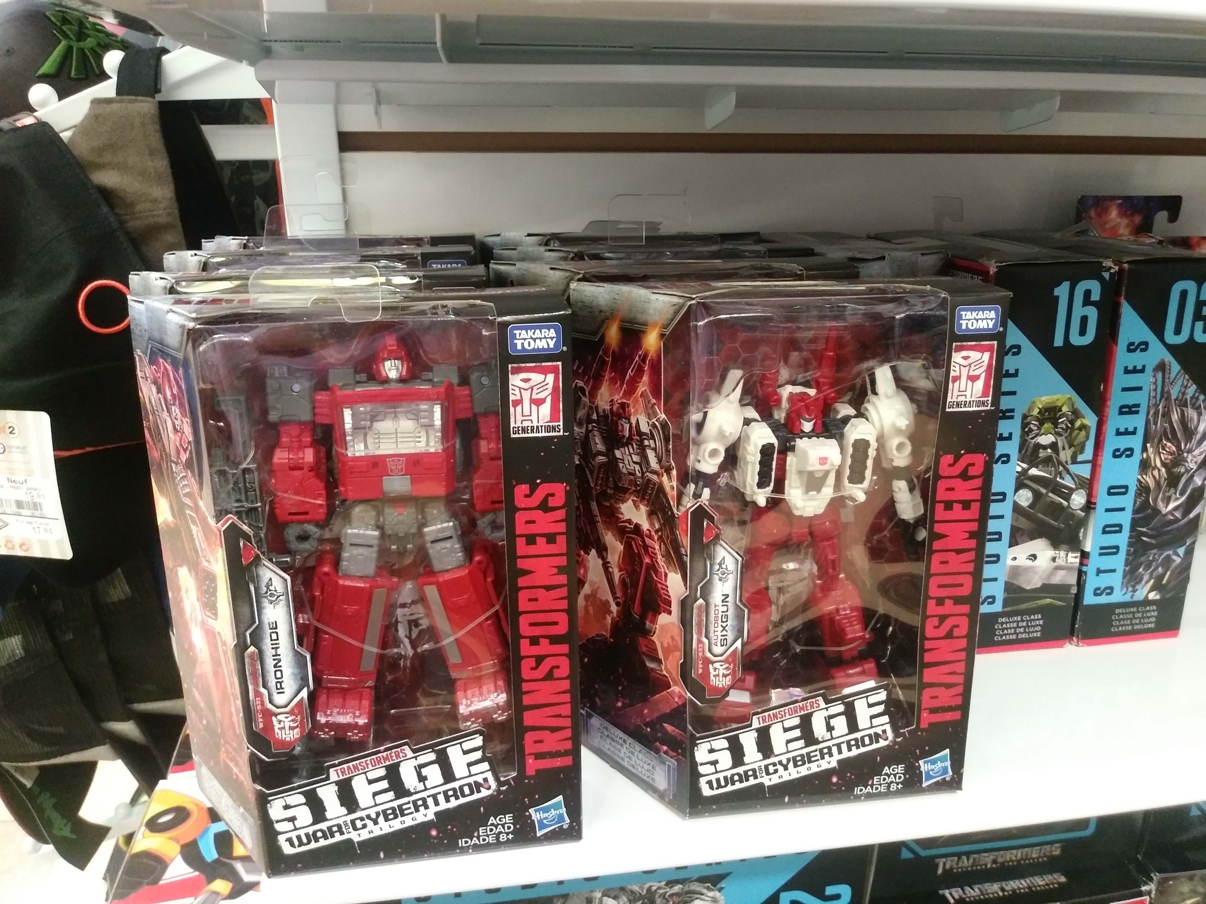 Transformers Siege Wave 2 Deluxes Being Found Across the Globe