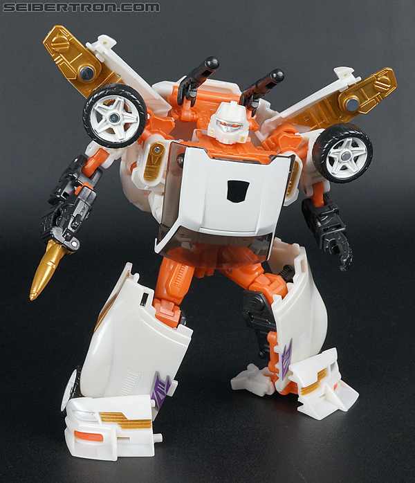 Transformers Club Store Update: Runamuck and 2012 BotCon Souvenir Combo Pack Available Tomorrow