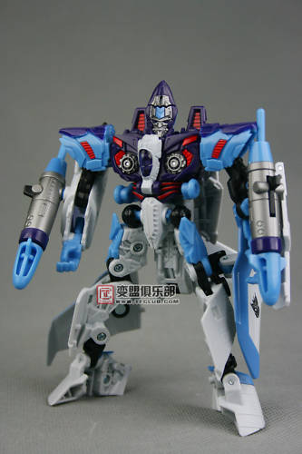 New Images of Deluxe Movie Jetblade