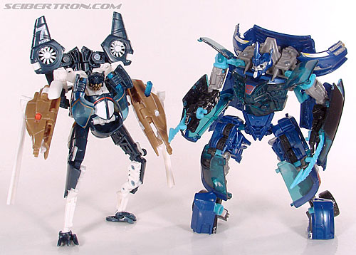 New Toy Galleries: Jolt, Blazemaster and Voyager Prime