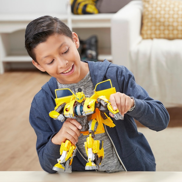 More Stock Images of Transformers Bumblebee Movie Energon Igniter and Power Charge Figures