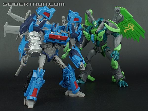 New Galleries: Transformers Prime Beast Hunters Voyager Ultra Magnus and Grimwing