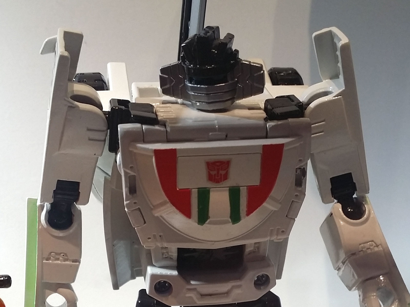 Images of Transformers Combiner Wars Wheeljack, Smockescreen, Trailbreaker and Hound at SDCC