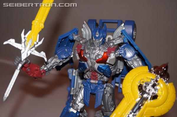 NYCC 2013 Hasbro Press Event Coverage: Additional Images of Transformers: Age of Extinction Leader Class Optimus Prime - Plus Images from Other Product Lines