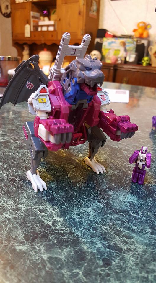 Pictorial and Video Review for Transformers Titans Return Grotusque with Fengul and Scorponok