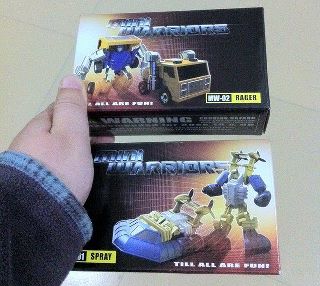 In Box images of Igear MW-01 Spray and MW-02 Rager