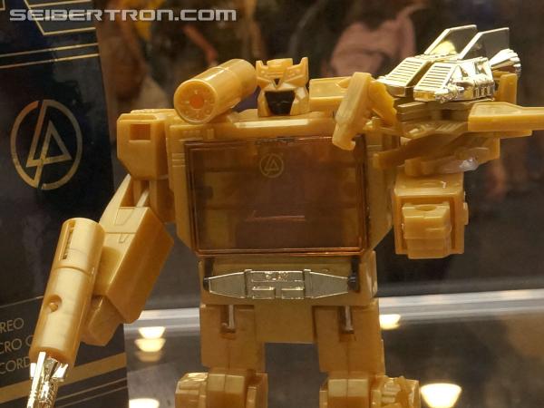 BotCon 2013 Coverage: Linkin Park Edition Soundwave
