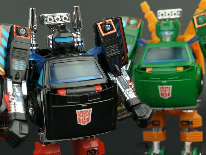 New Galleries: Takara Tomy Transformers Encore Hoist and Trailbreaker