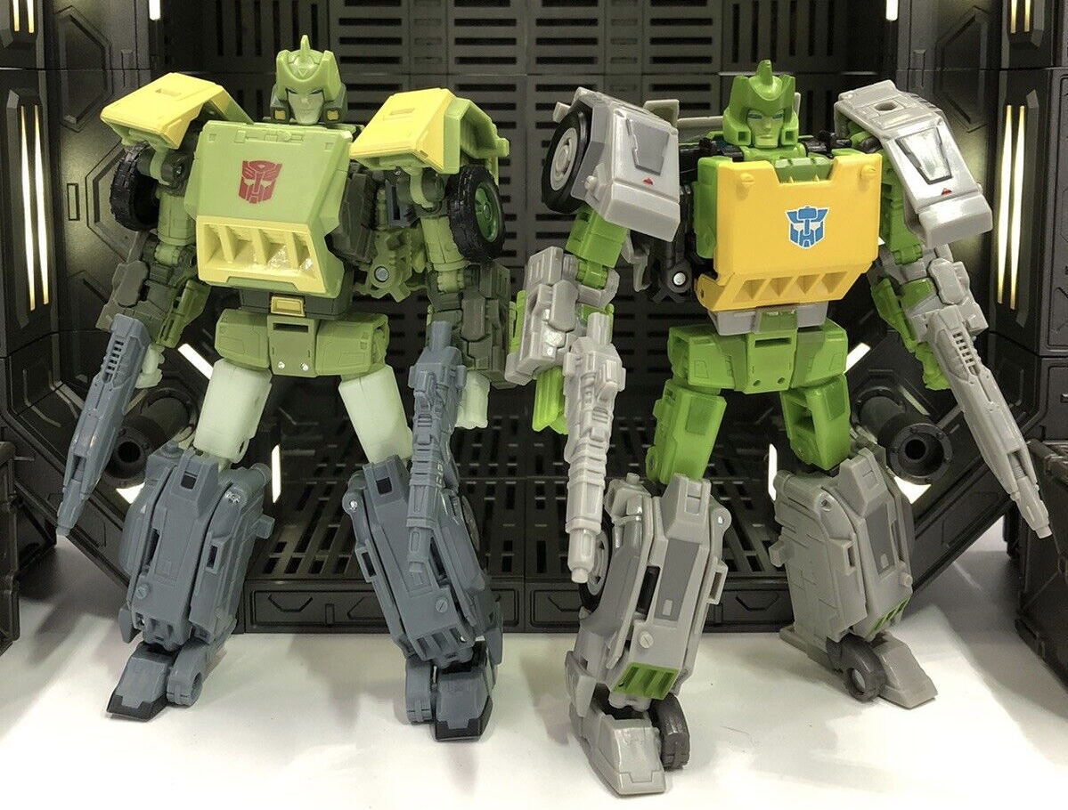 Comparison Images Between SS Leader Springer and Siege Voyager Springer Mold