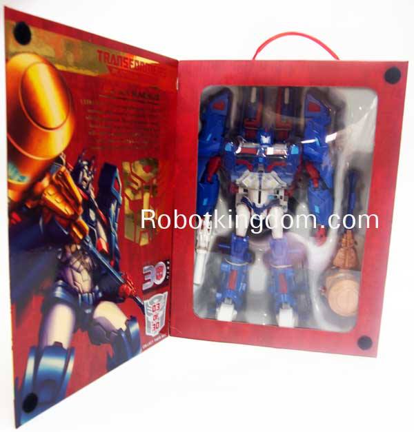 In-Package Images: Transformers Platinum Edition Ultra Magnus