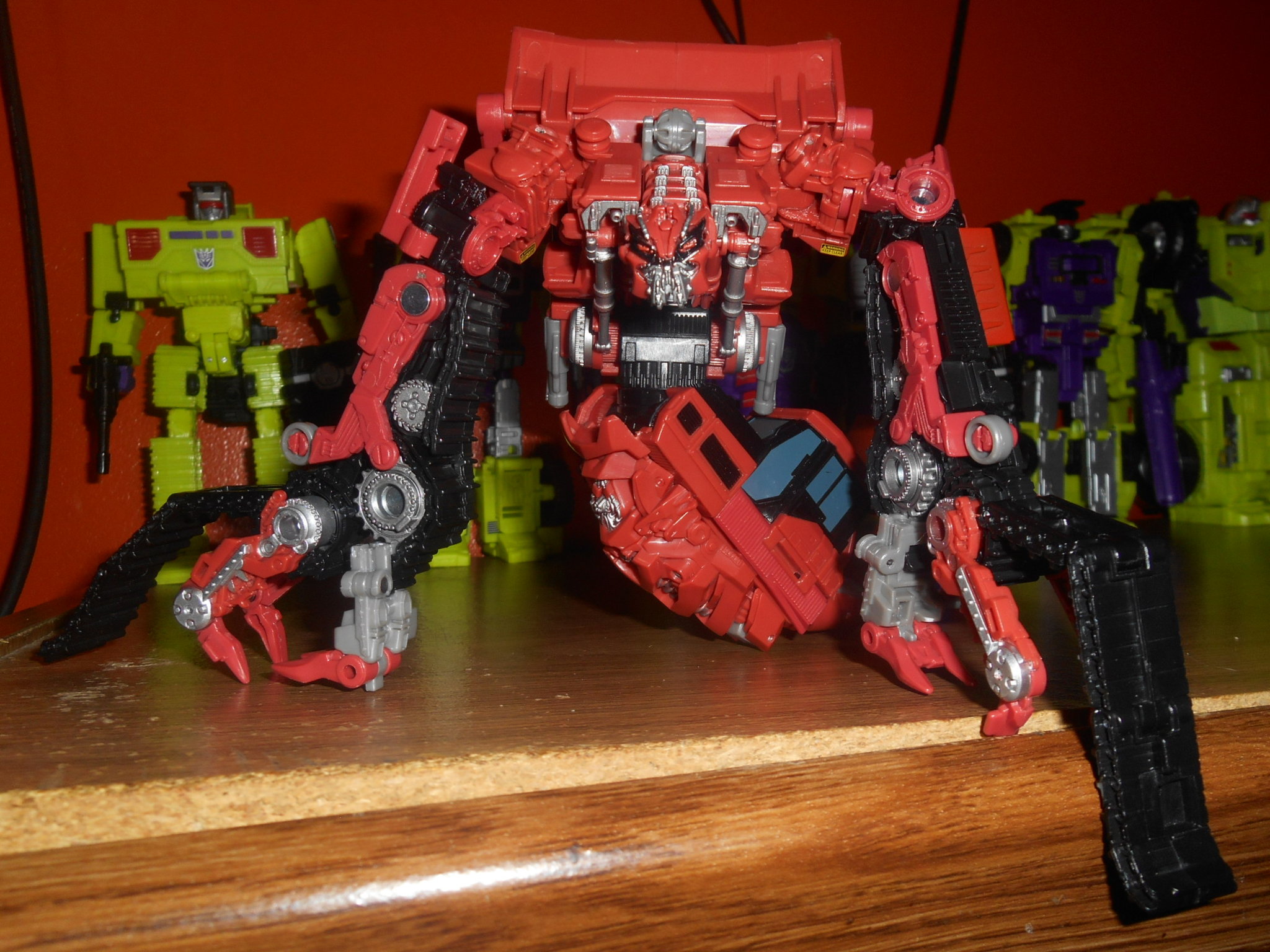 New In Hand Images of Transformers Studio Series Rampage Shows its Poseability