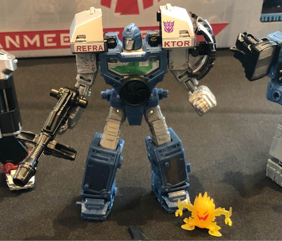 G1 Toy Accurate Reflector 3 Pack Revealed along with Siege Bluestreak and Soundblaster at #SDCC2019