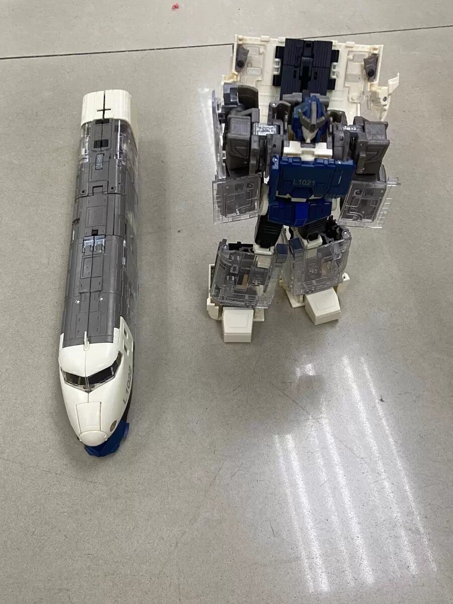 Possible First Look at Masterpiece Raiden Component