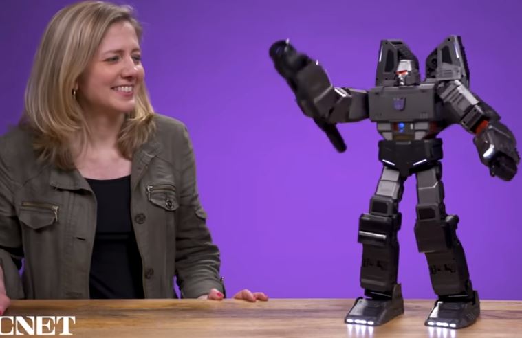 Video Showcasing Robosen Megatron