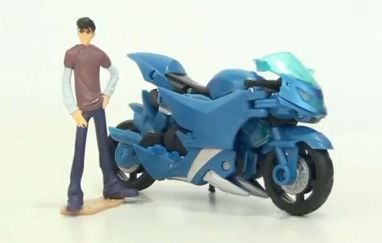 Transformers Prime "Robots in Disguise" Deluxe Arcee Video Review