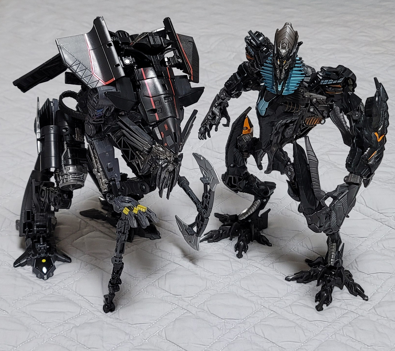 Image Showing Size Comparison Between Studio Series Leader Class The Fallen and Jetfire