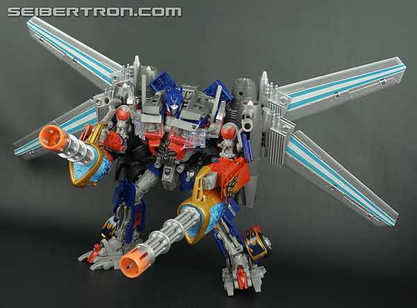 New Toy Gallery: Amazon Exclusive Transformers: Dark of the Moon Jetwing Optimus Prime