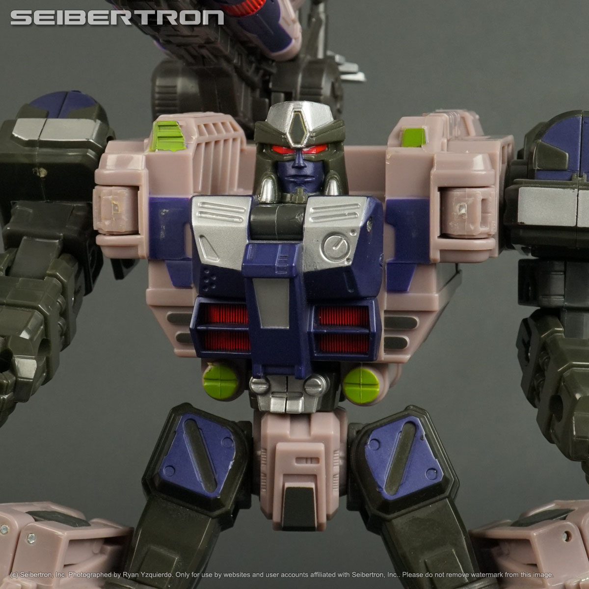 30% off Transformers Toys at the Seibertron Store plus BotCon 2006 Megatron auction