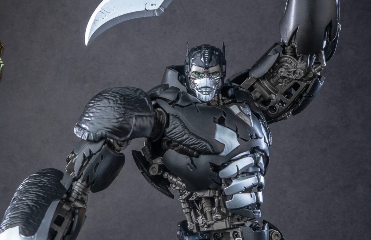 The Director of Transformers ROTB says his Biggest Goal is to make you Care about the Robots