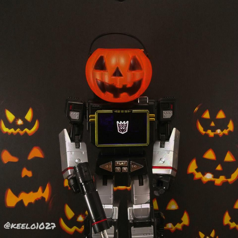Creative Roundup, November 2, 2014 - Halloween Edition