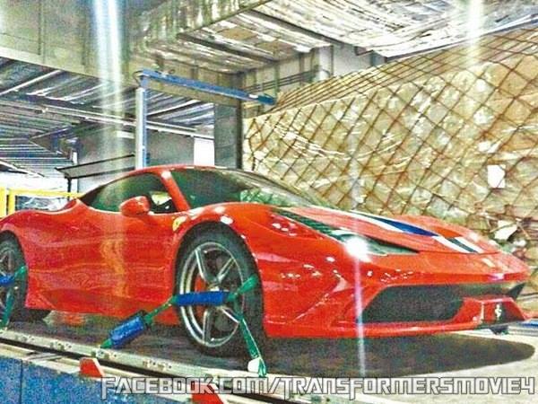 Possible Dino Sighting In Hong Kong With Other Autobot Filming Vehicles