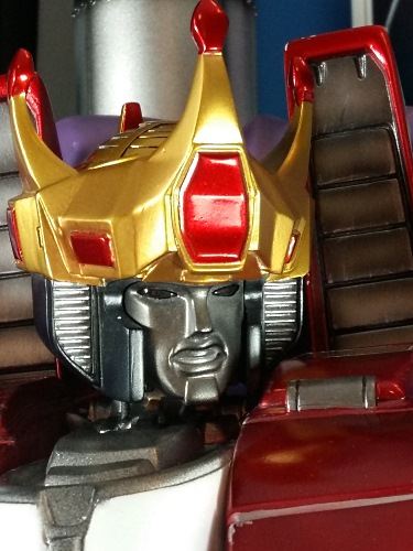 Pictorial Review of Imaginarium Art Coronation Starscream Statue