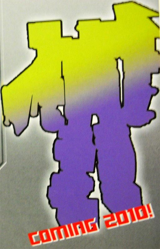 First hint of TFCToys 004 - Possible Combiner?