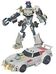 Official Images of Hunt for the Decepticons Deluxe Wave 4 - Rescue Ratchet and Axor