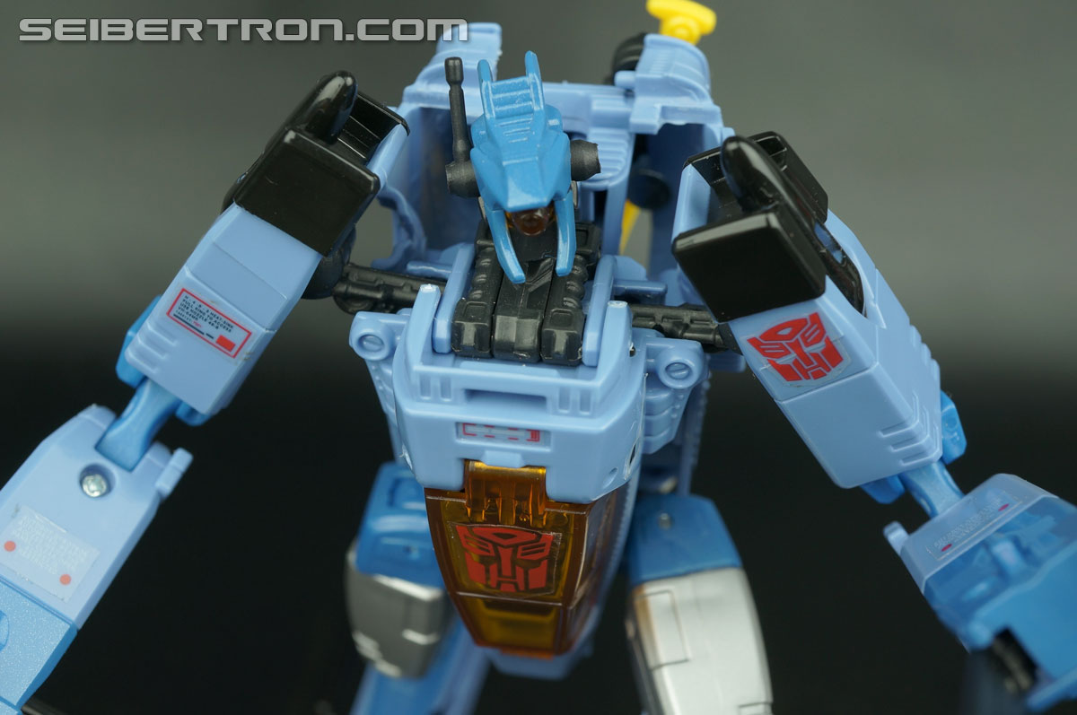 New pics of Generations Whirl with arms correctly transformed plus pics with legs reversed