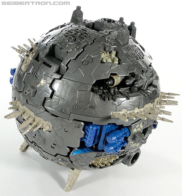 New Gallery: Takara's Primus - Welcome to Transformers 2010