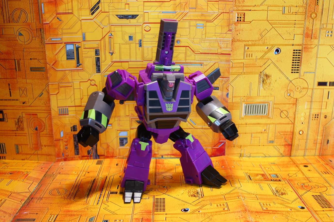 In Hand Images and Sighting of Cyberverse Ultra Class Clobber