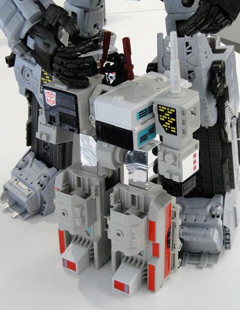 Transformers Generations Titan Class Metroplex Teaser Images Continue