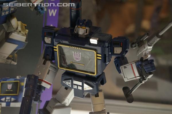 BotCon 2013 Coverage: Transformers Masterpiece
