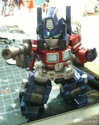 Third-Party SD Optimus Prime Color Prototype Images