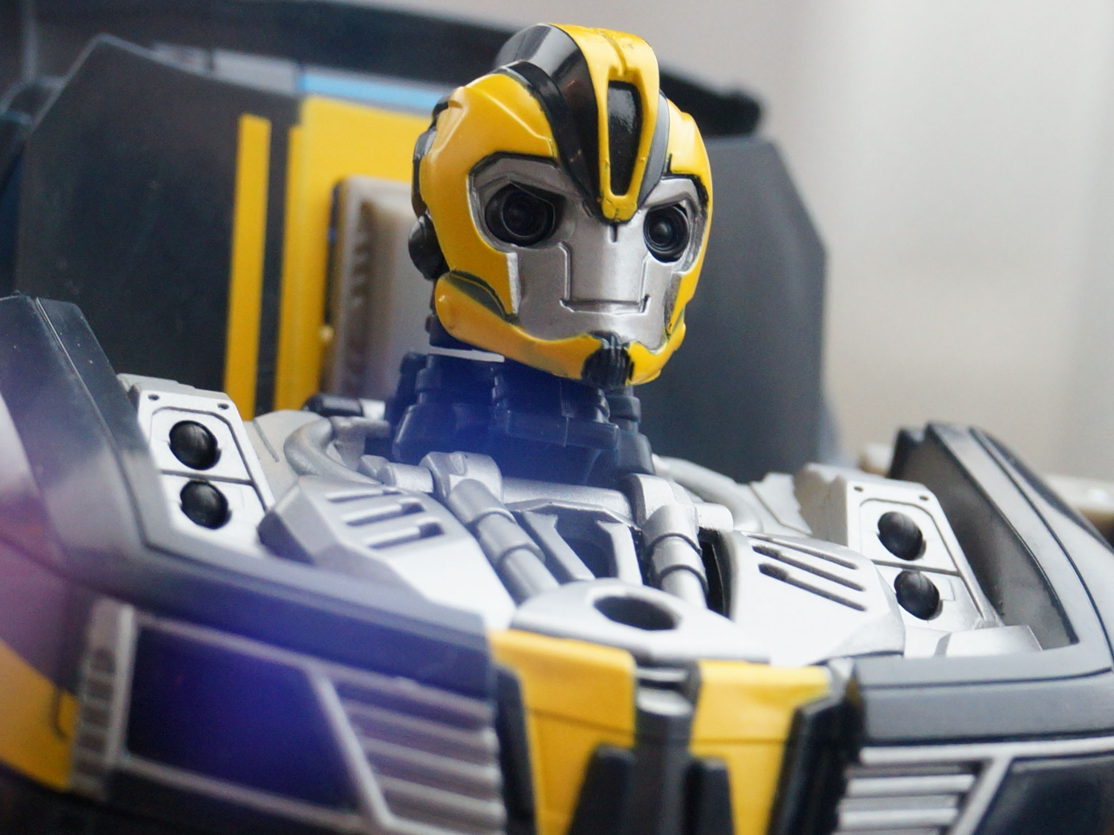 SDCC 2013 Coverage: Beast Hunters Talking Bumblebee and Tracker Optimus Prime