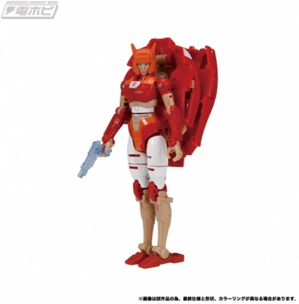 War for Cybertron: Earthrise Fasttrack, Megatron, and Netflix Elita-1 and Bumblebee New Photos.