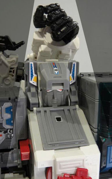 Transformers Generations Titan Class Metroplex Teaser Images