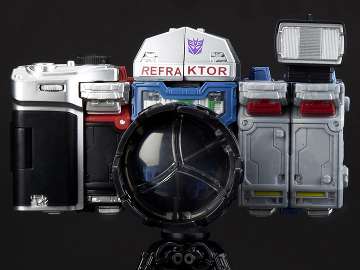 Where to Order all the Awesome New Siege Toys Now