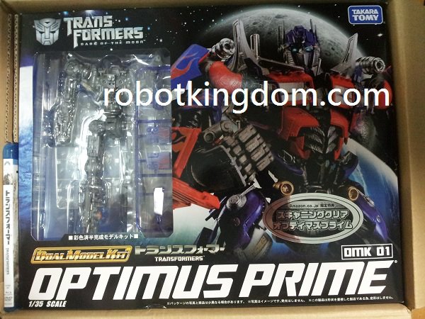 Amazon Japan Exclusive Translucent DMK-01 Images