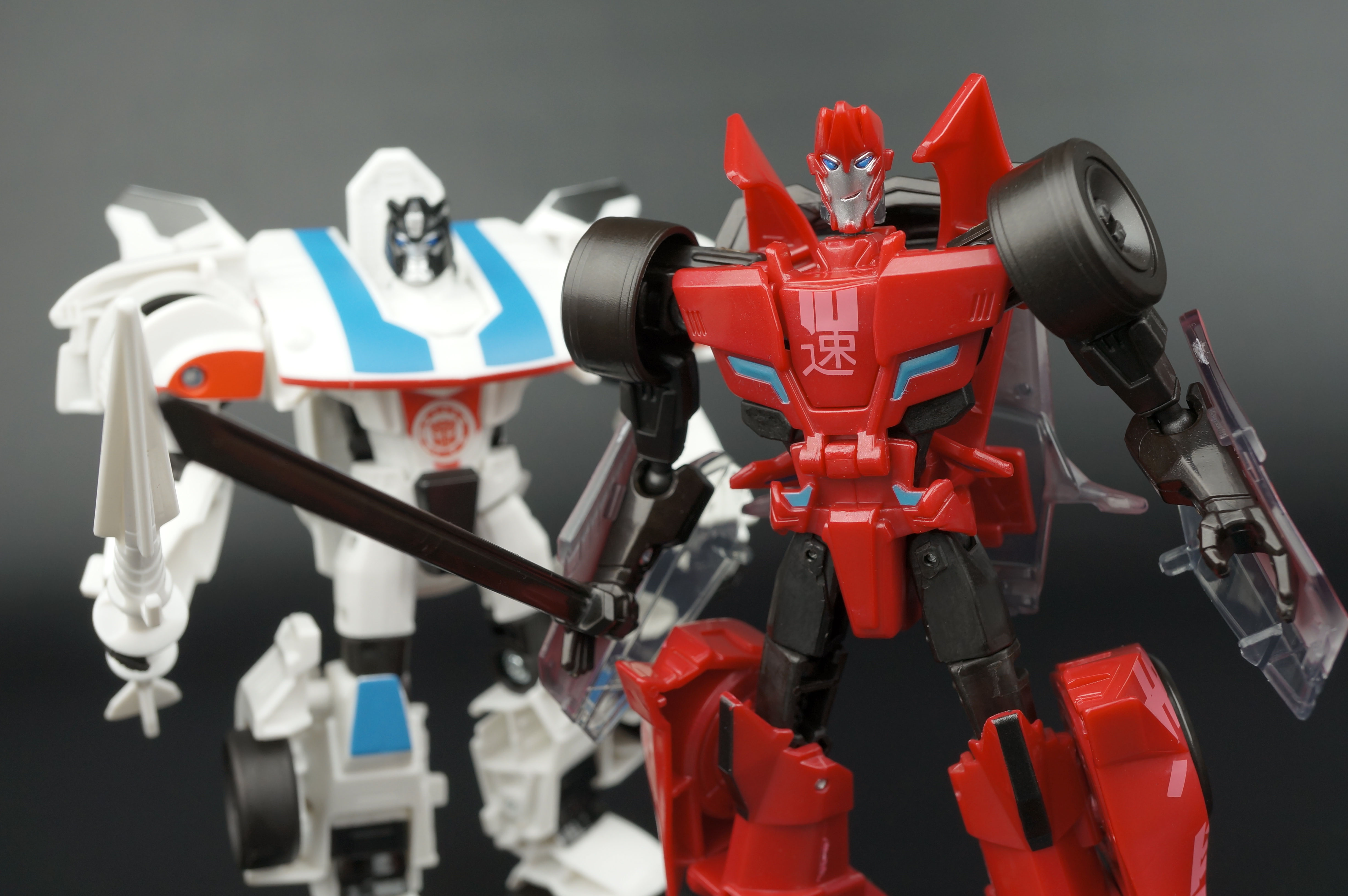 New Galleries: Robots In Disguise Warrior Class Sideswipe and Jazz