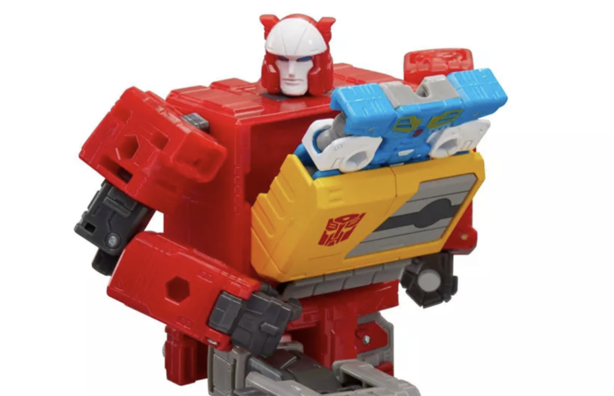 Images and Preorder Link for Exclusive Studio Series 86 Blaster and Eject
