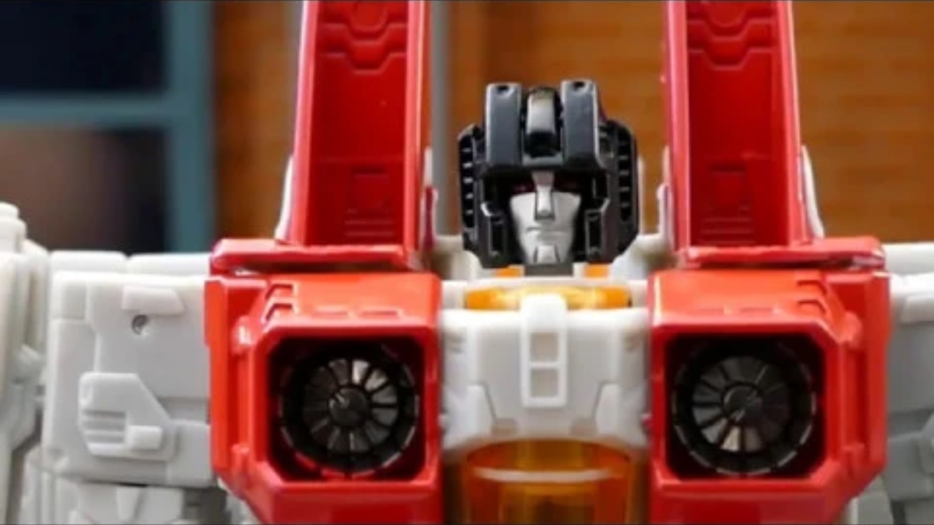 New Video Reviews Of Transformers War for Cybertron: Earthrise Wave 1 Voyagers